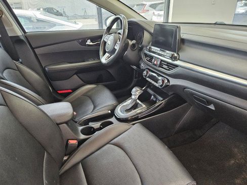 Used 2020 Kia Forte EX FWD image 12