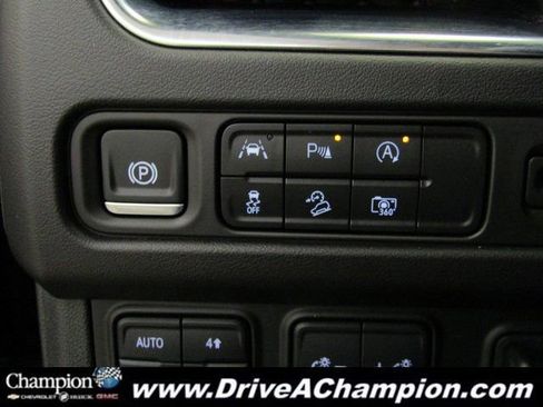 Certified 2024 Chevrolet Tahoe Z71 w/ Off-Road Capability Package image 32