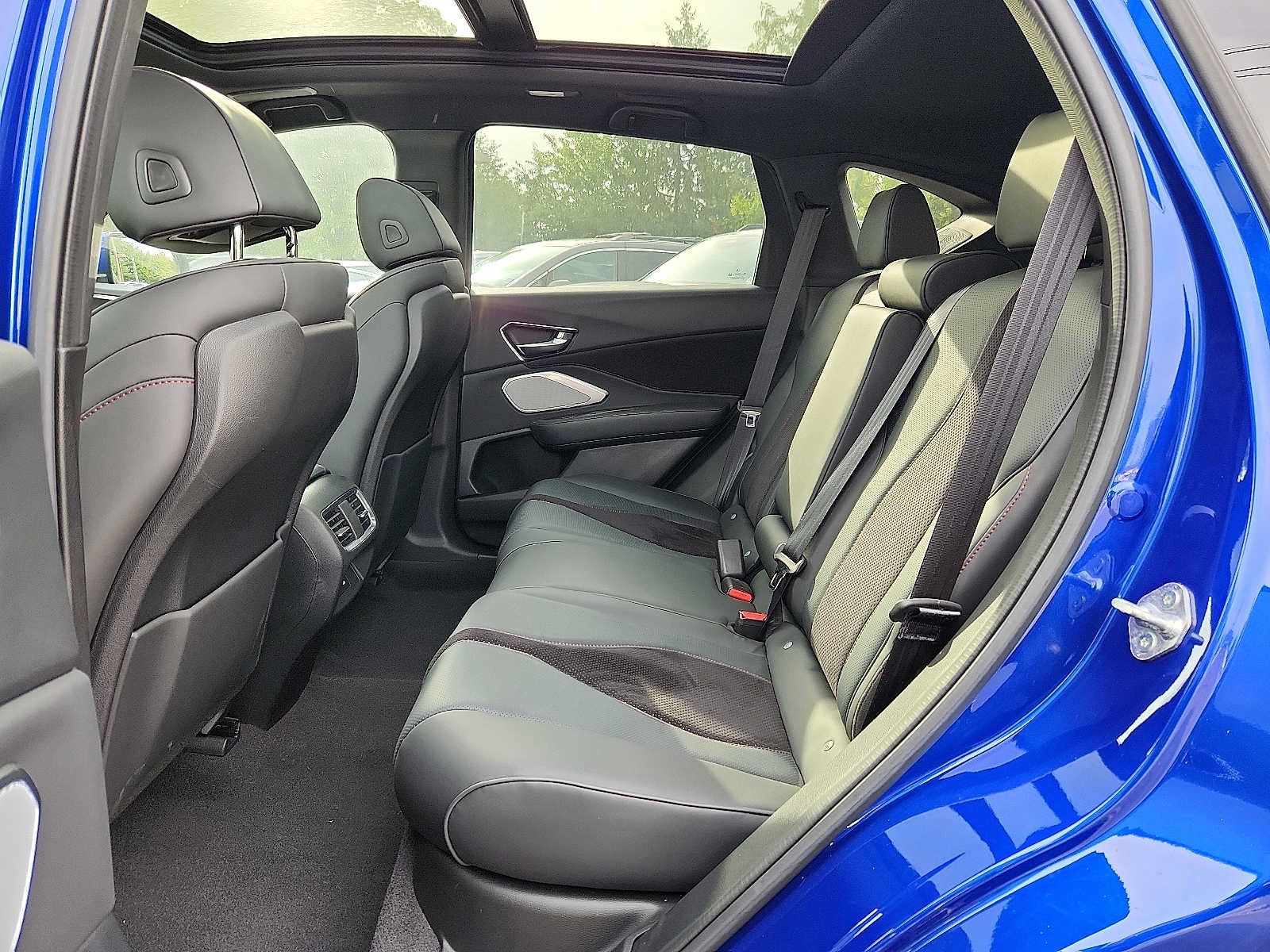 Used 2023 Acura RDX w/ Advance Package AWD/4WD image 10
