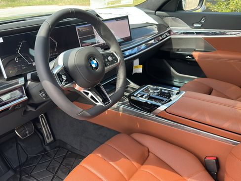 New 2026 BMW 740i w/ Premium Package RWD image 9