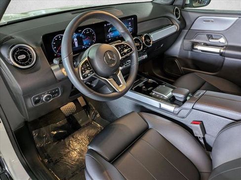Certified 2022 Mercedes-Benz GLB 250 image 10