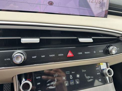 New 2026 Genesis GV70 2.5T Select AWD/4WD image 24