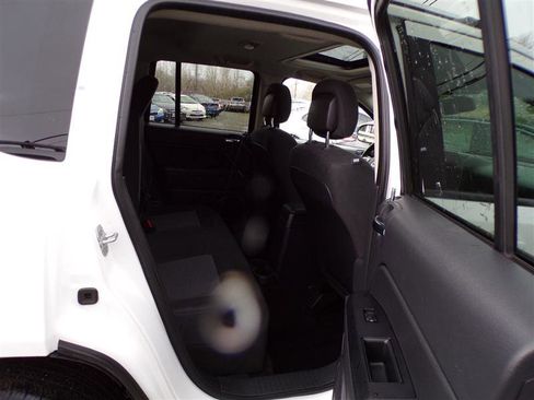 Used 2013 Jeep Compass Latitude w/ Sun/Sound Group image 21