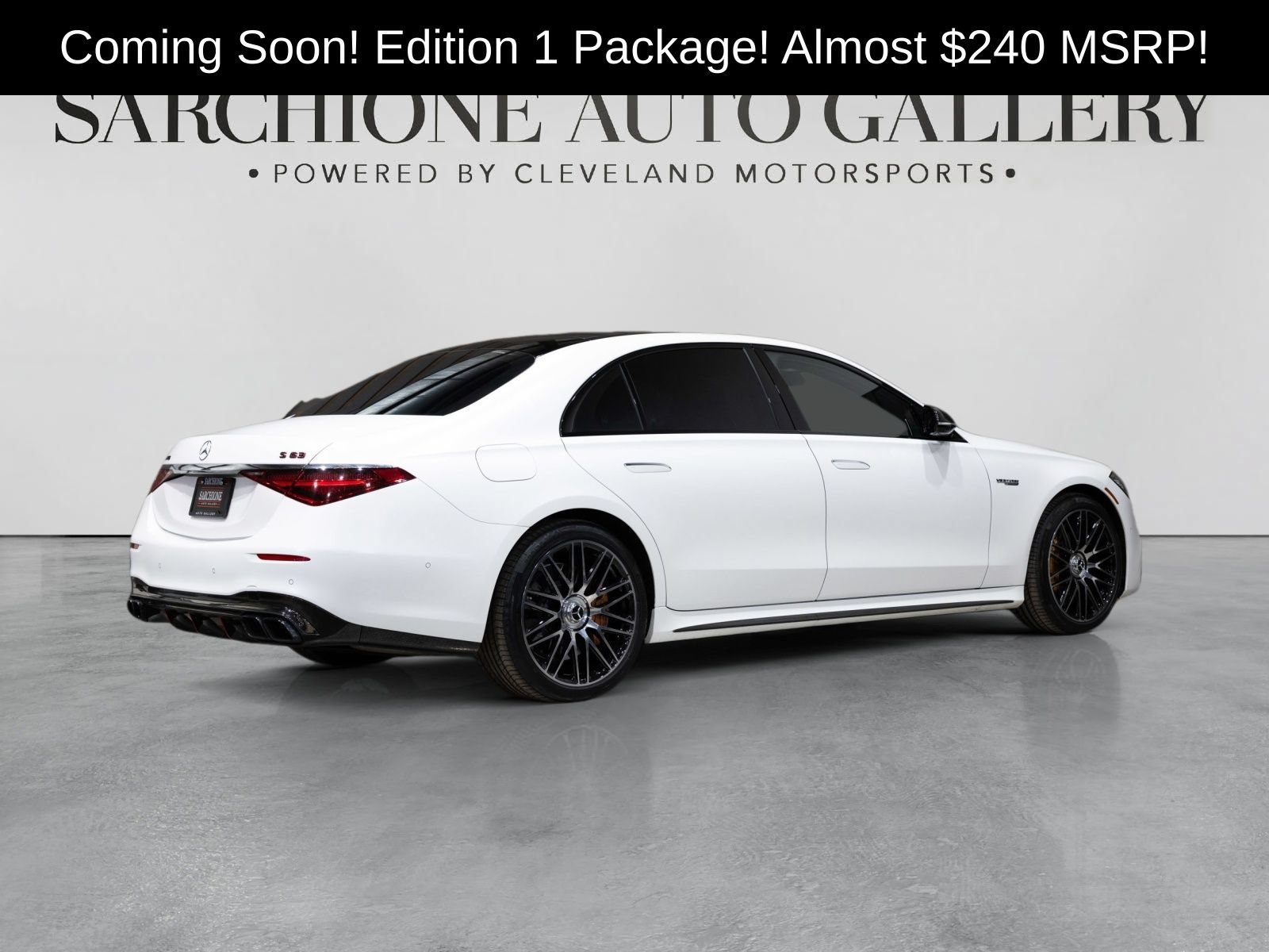 Used 2024 Mercedes-Benz S 63 AMG S w/ Carbon Fiber Exterior Package image 2