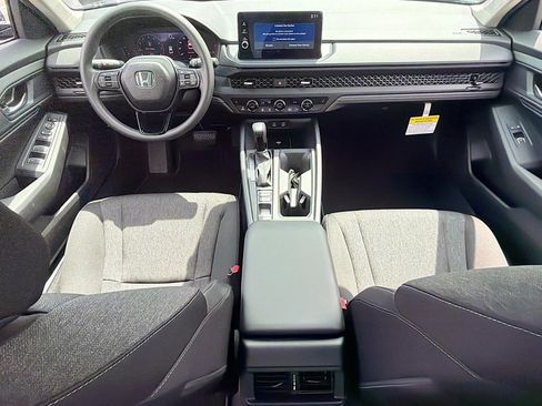 Used 2023 Honda Accord LX image 9