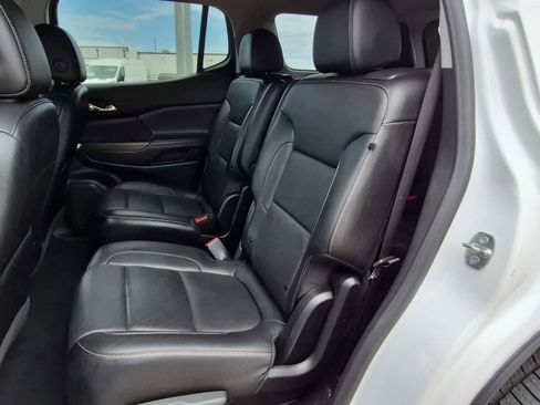 Used 2020 GMC Acadia SLT FWD image 23