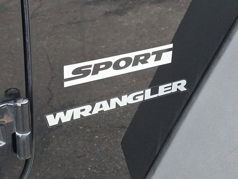 Used 2017 Jeep Wrangler Sport w/ Quick Order Package 24S image 28