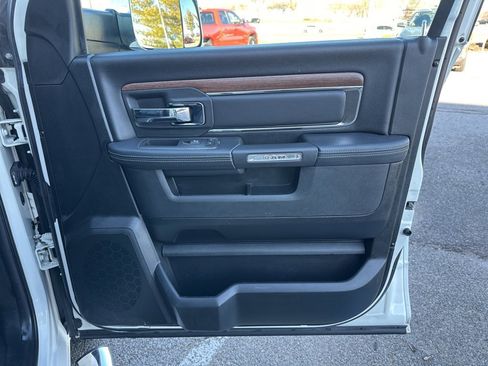 Used 2018 RAM 1500 Laramie w/ Convenience Group image 54
