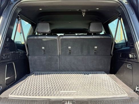 Used 2024 Jeep Wagoneer L Series II w/ Flexible Seating Group image 7