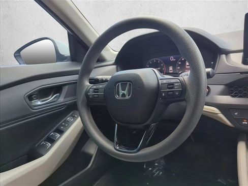 Used 2023 Honda Accord EX image 26