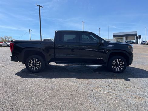 Used 2025 GMC Sierra 1500 AT4 w/ AT4 Premium Package image 6