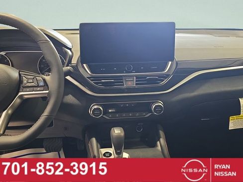 New 2026 Nissan Altima 2.5 SR w/ SR Premium Package AWD/4WD image 30