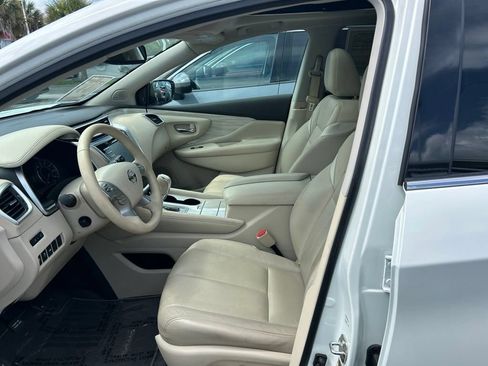 Used 2016 Nissan Murano Platinum w/ Platinum Technology Package FWD image 16