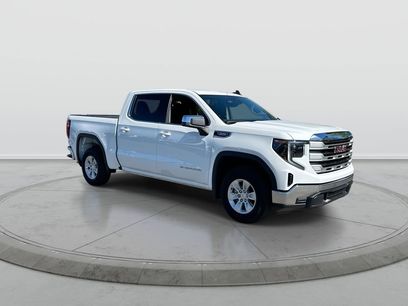 Used 2025 GMC Sierra 1500 SLE