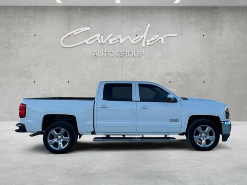 Used 2017 Chevrolet Silverado 1500 LT w/ Texas Edition image 17