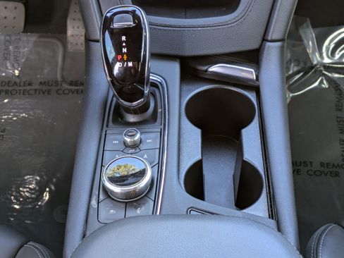 Certified 2024 Cadillac XT5 Premium Luxury w/ Technology Package image 18