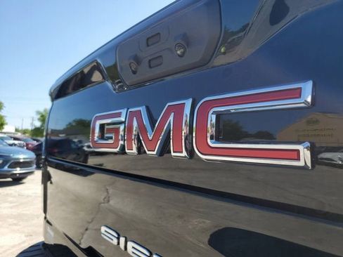 New 2026 GMC Sierra 3500 AT4 w/ AT4 Premium Plus Package AWD/4WD image 7