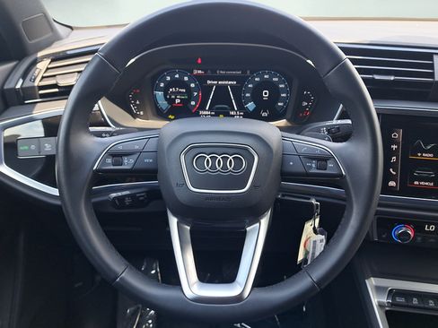 Used 2025 Audi Q3 2.0T Premium AWD/4WD image 18