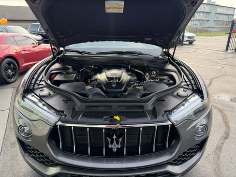 Used 2018 Maserati Levante image 15