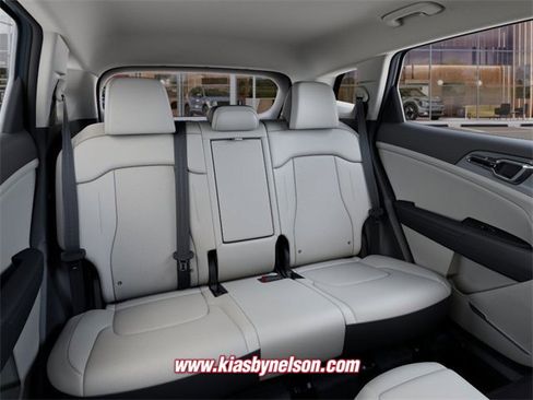 New 2026 Kia Sportage EX image 16