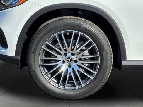 New 2026 Mercedes-Benz GLC 300 image 5