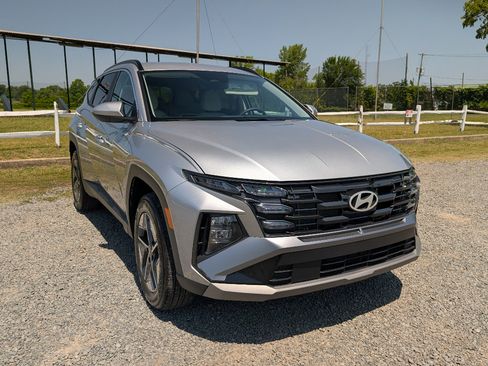 Used 2026 Hyundai Tucson SEL Plus AWD/4WD image 3