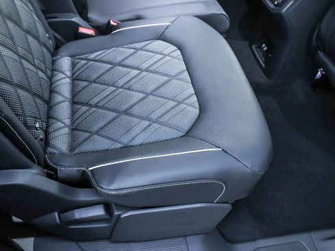 New 2026 Volkswagen Atlas SEL Premium R-Line image 40