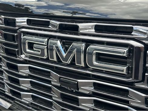New 2026 GMC Sierra 2500 Denali Ultimate AWD/4WD image 38