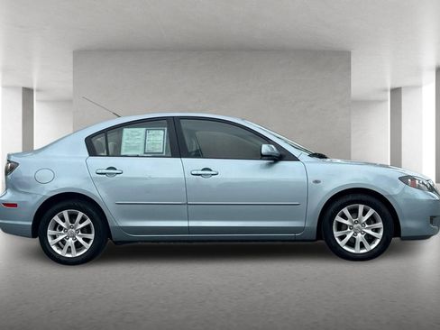 Used 2007 MAZDA MAZDA3 i Touring FWD image 3
