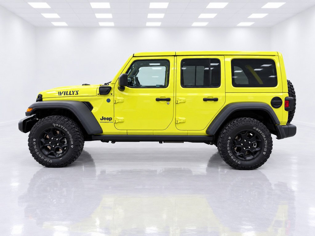 Used 2023 Jeep Wrangler Unlimited w/ Cold Weather Group AWD/4WD image 4