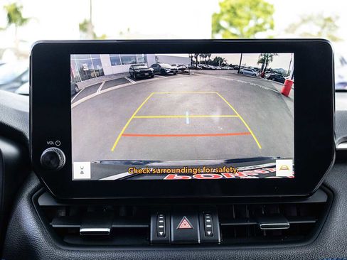 Certified 2025 Toyota RAV4 XSE image 31