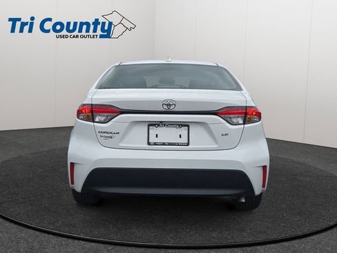 Used 2025 Toyota Corolla LE FWD image 7
