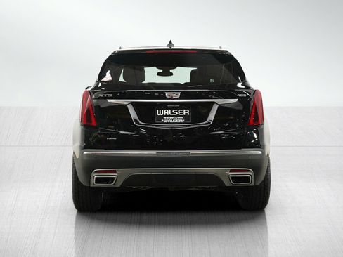 Used 2022 Cadillac XT5 Premium Luxury AWD/4WD image 4