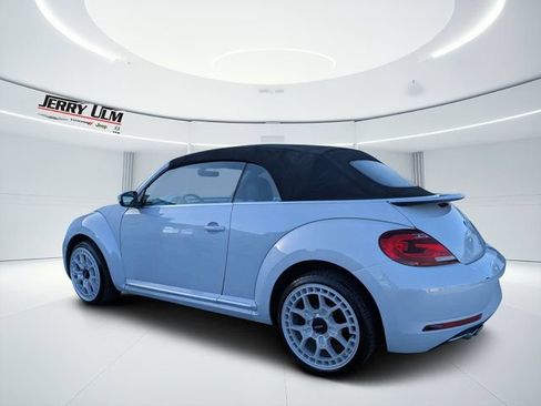 Used 2018 Volkswagen Beetle 2.0T Coast FWD image 7
