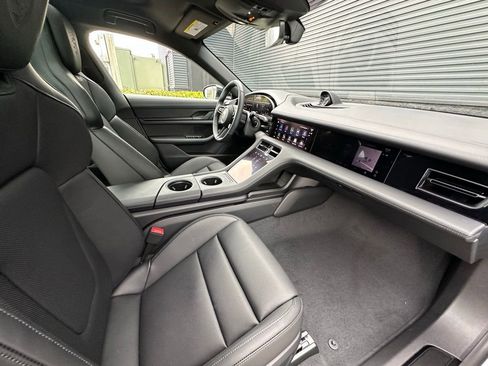 Used 2026 Porsche Taycan 4S image 41
