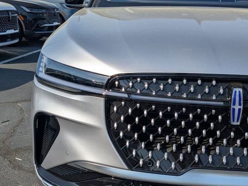 New 2026 Lincoln Nautilus Reserve AWD/4WD image 10