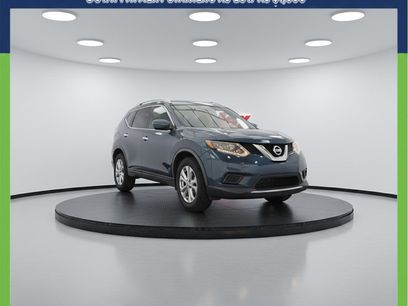 Used 2016 Nissan Rogue SV
