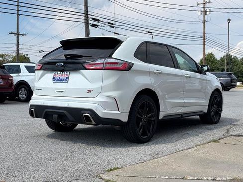 Used 2020 Ford Edge ST w/ Equipment Group 401A AWD/4WD image 8