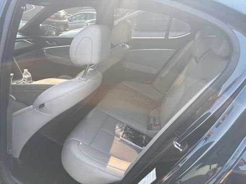 Used 2023 Genesis G70 2.0T AWD/4WD image 12