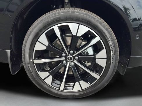 New 2026 Volvo XC60 B5 Plus AWD/4WD image 23