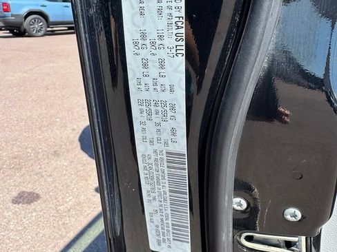 Used 2017 Jeep Compass Limited AWD/4WD image 31