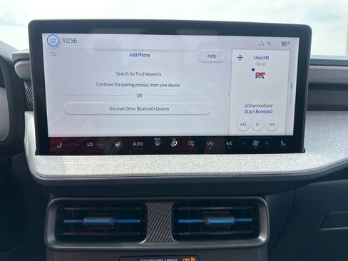 New 2025 Ford Maverick XLT w/ XLT Luxury Package image 33