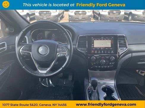 Used 2021 Jeep Grand Cherokee Laredo X AWD/4WD image 16