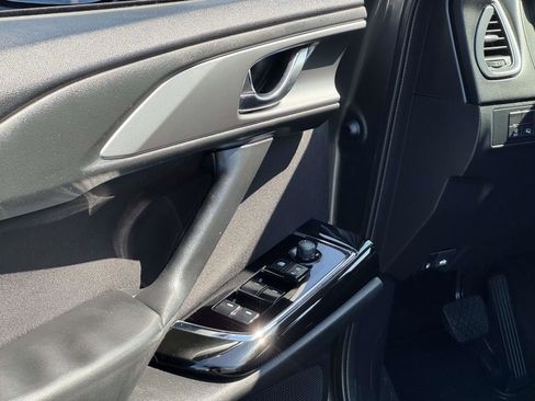 Used 2021 MAZDA CX-9 Sport image 19