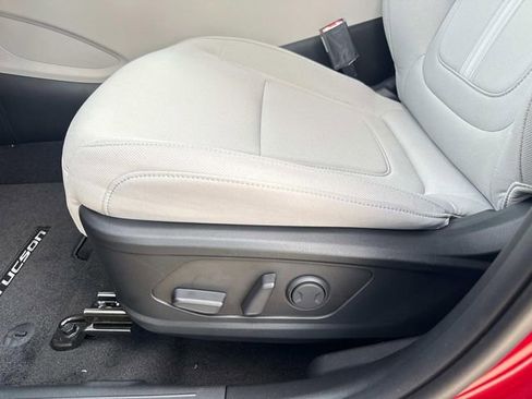 New 2026 Hyundai Tucson SEL FWD image 19