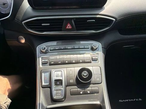 Used 2022 Hyundai Santa Fe SEL w/ Convenience + Premium Package FWD image 18