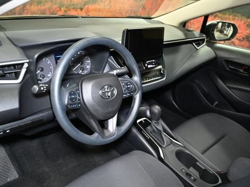 Used 2023 Toyota Corolla LE w/ Carpet Mat Package (TMS) FWD image 19