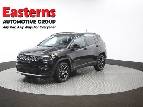 Used 2025 Jeep Compass Limited AWD/4WD image 51