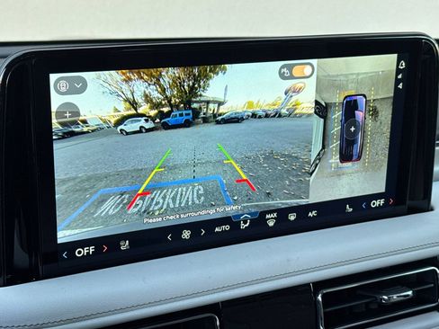 New 2026 Lincoln Aviator Reserve AWD/4WD image 17