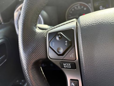 Used 2023 Toyota Tacoma SR5 AWD/4WD image 10